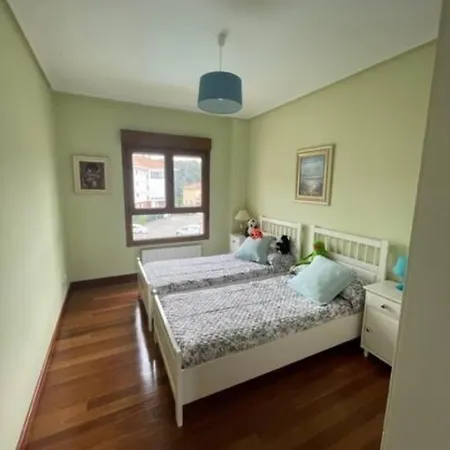 Bonito Apartamento Con Piscina Apartment *