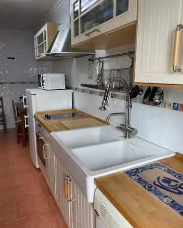 Bonito Apartamento Con Piscina Apartment *